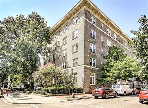1916 17th st nw washington dc  New Listing! Perfectly located at the confluence of Dupont